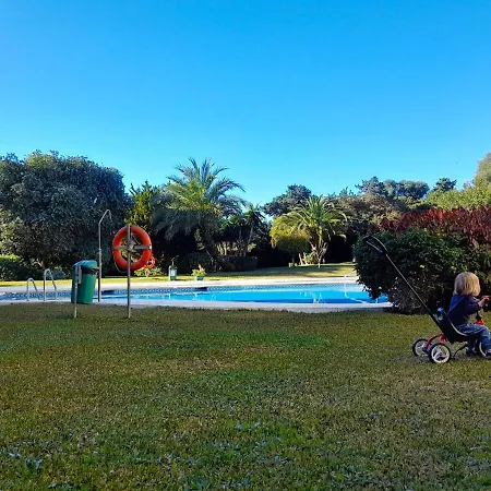 With Pool Near The Апартаменти Марбелья