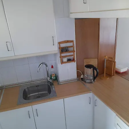 With Pool Near The Μαρμπέλλα