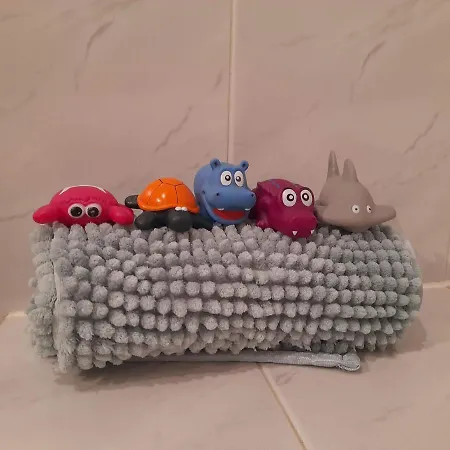 With Pool Near The Marbella