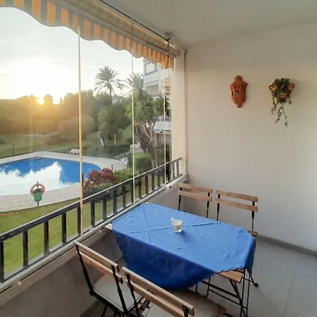 Appartement With Pool Near The Marbellac